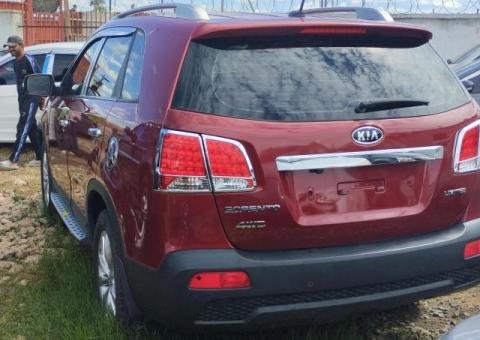 KIA SORENTO (2009) - DIESEL - 7 PLACES - 2/2