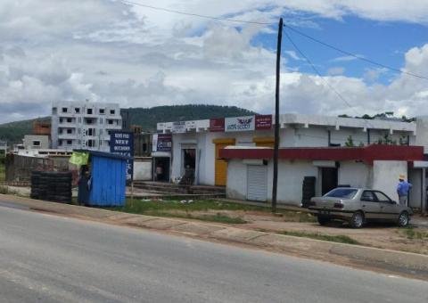A louer local comercial by pass - 2/4