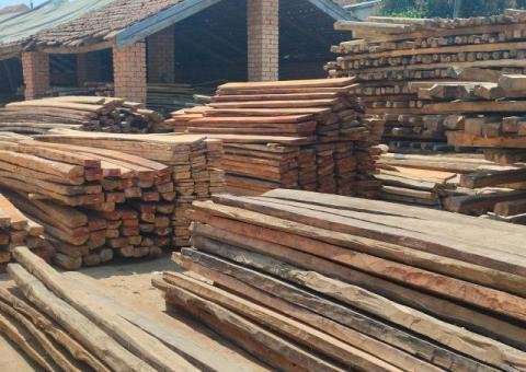 Planches en Sapin de 4 m à Prix Imbattable - 2/2