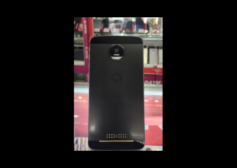 MOTOROLA Z - ÉLÉGANCE ET PERFORMANCE - 2/2